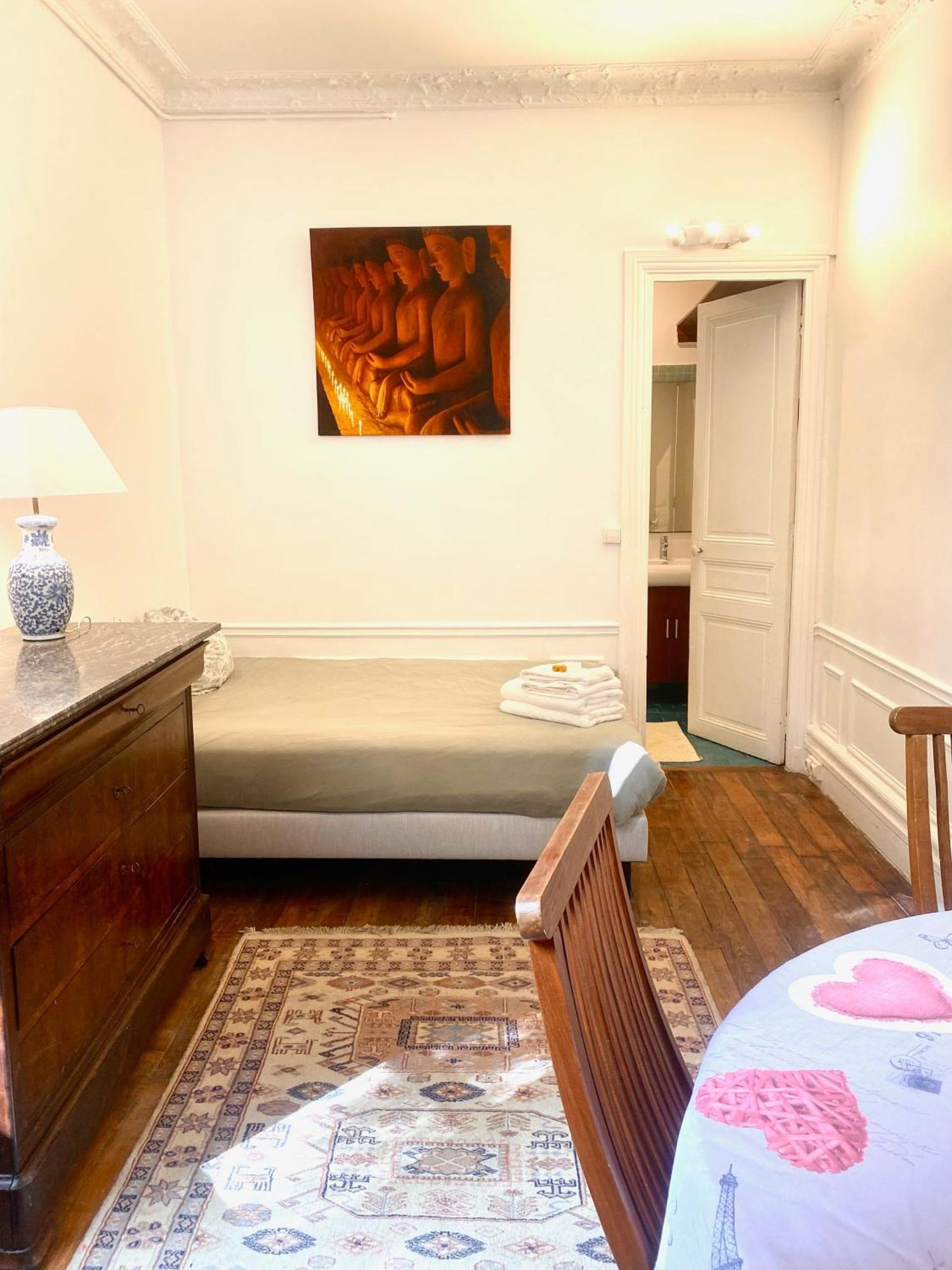Paris : Superbe Appartement Confortable エクステリア 写真